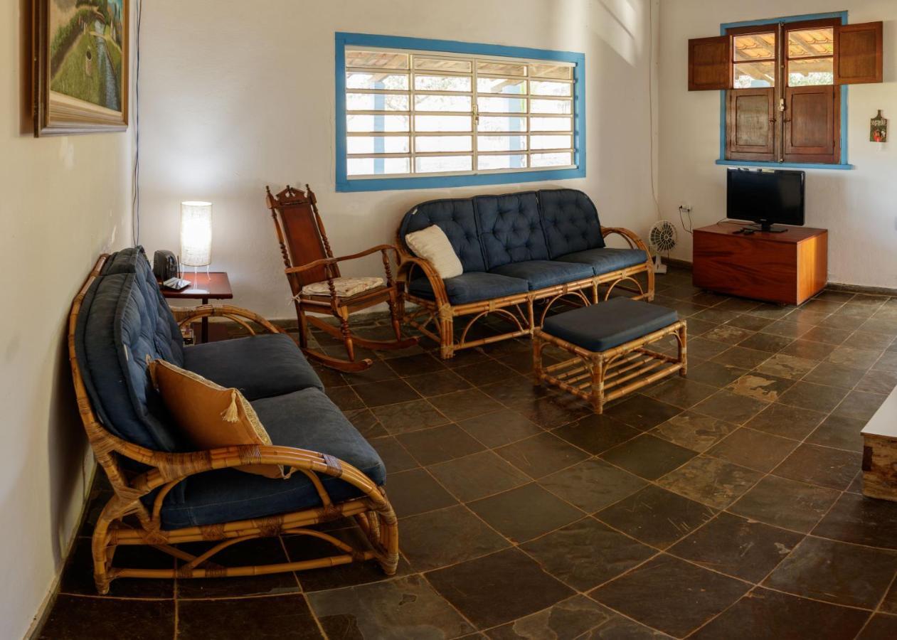 Fazenda Com Piscina E Churrasqueira Br-135 Proximo Curvelo Corinto E Morro Da Garca Luaran gambar